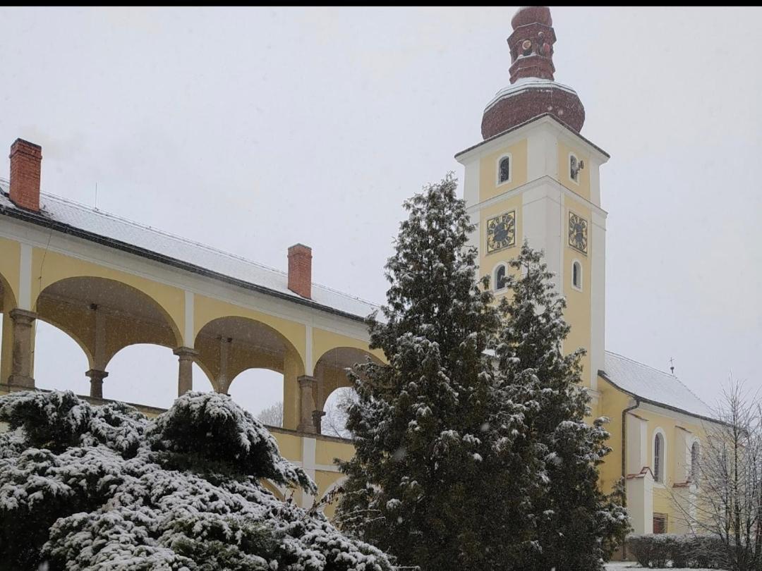 Penzion Nove Dvory Kutná Hora Exterior foto
